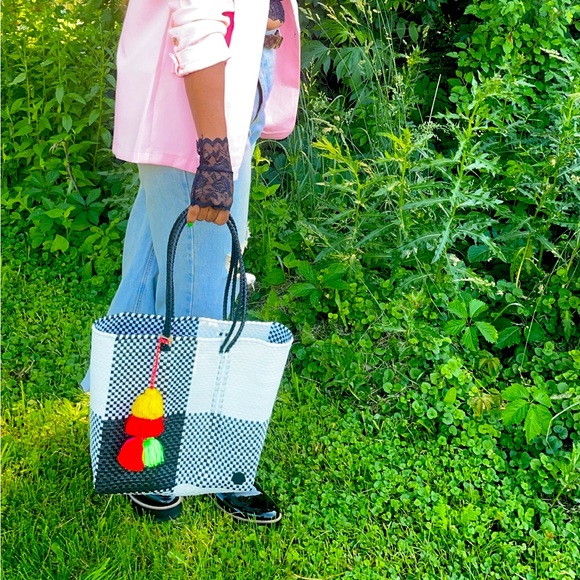 NWT. Fati Tote. - Picture 2 of 4